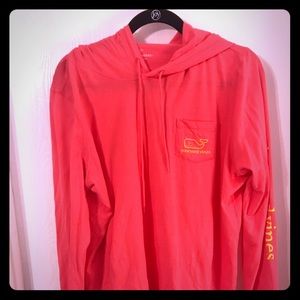 Vineyard Vines pink hooded t-shirt in XL